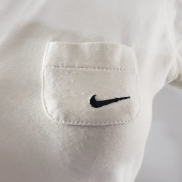 Nike polo shirt stretch material runs small measure vintage European size - Picture 5 of 7